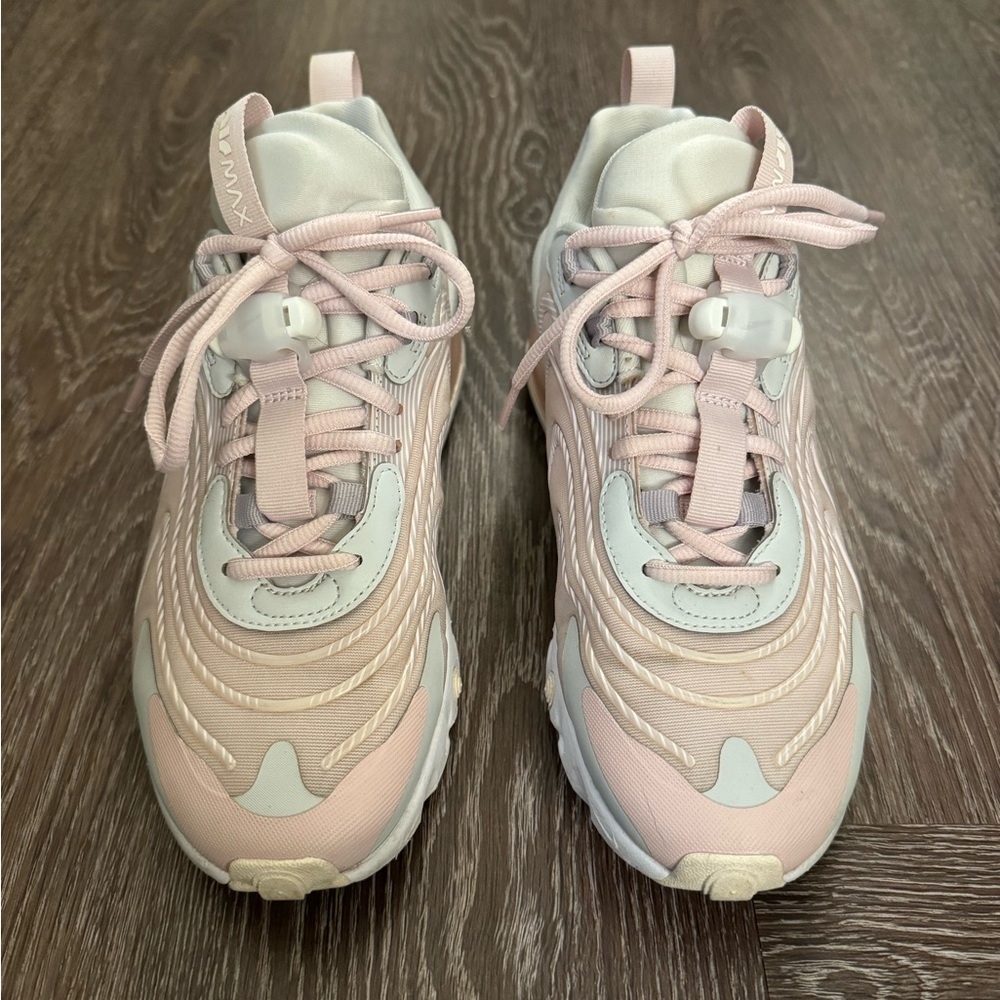 Nike Air Max 270 React ENG